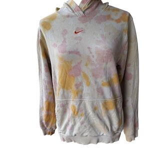 Nike Tie-Dye Hoodie+ shorts Size Xl top and Size L  bottom